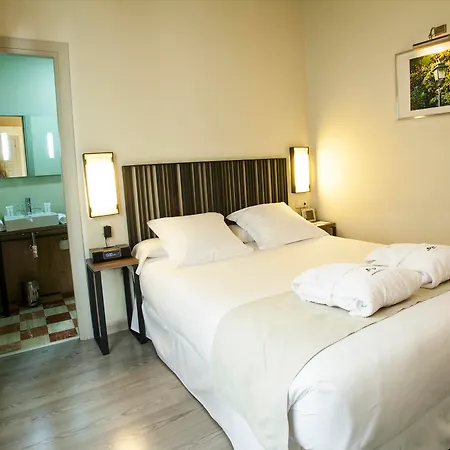 Boutique Casas De Santa Cruz 3*
